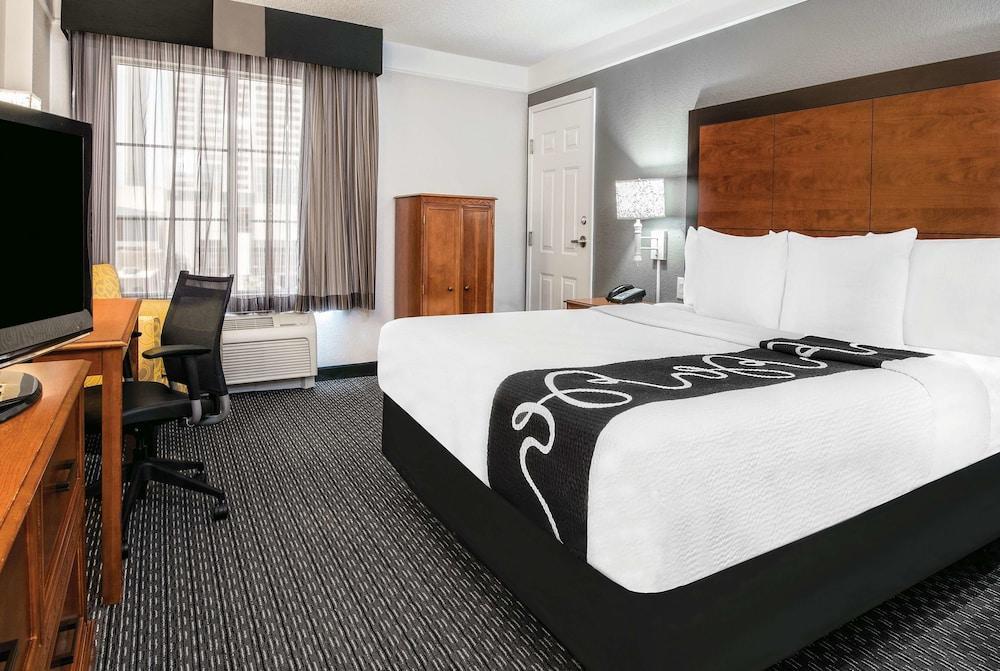 La Quinta Inn & Suites By Wyndham San Antonio Riverwalk Экстерьер фото