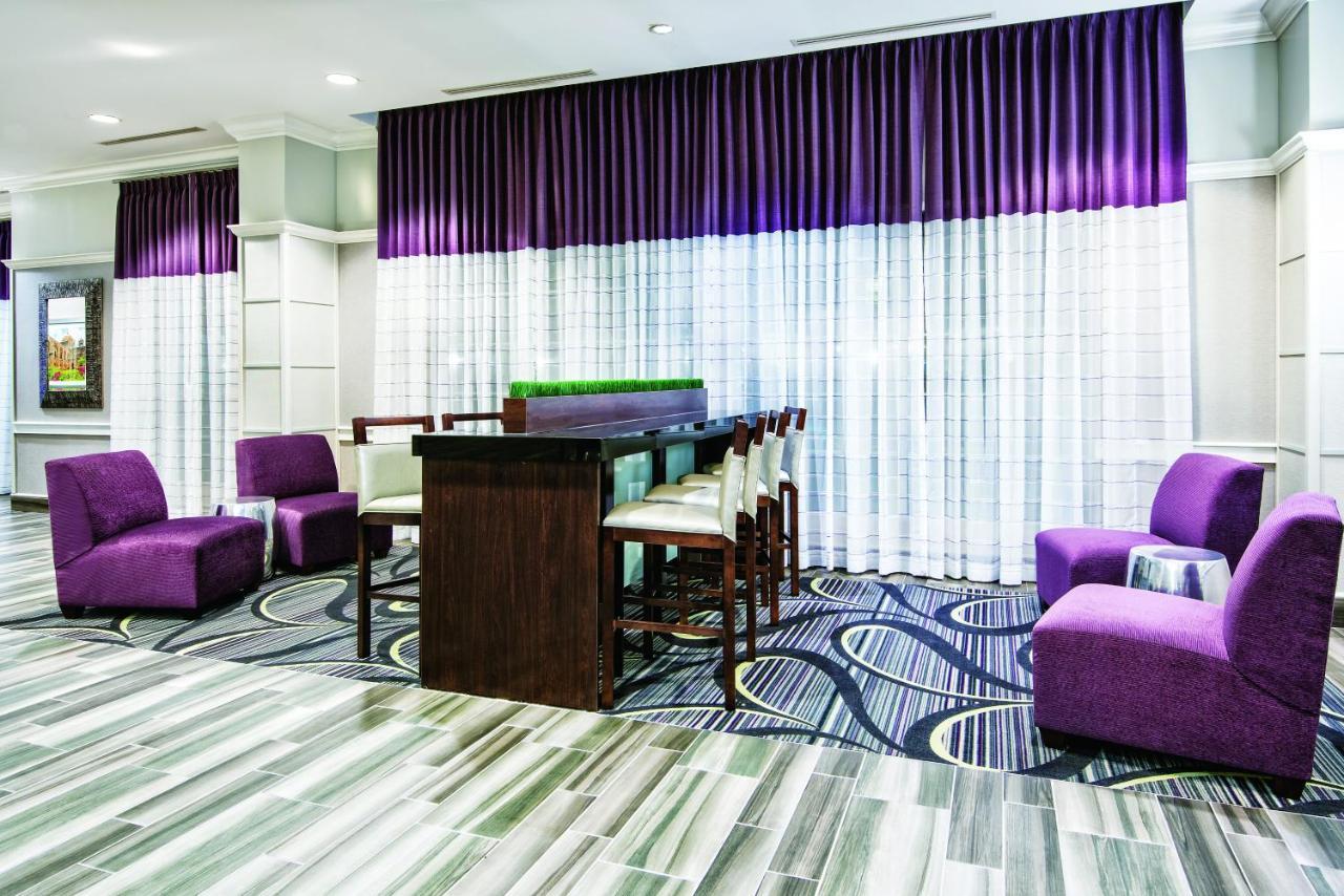 La Quinta Inn & Suites By Wyndham San Antonio Riverwalk Экстерьер фото