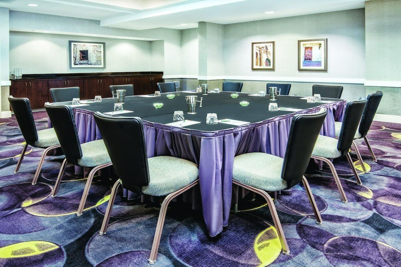 La Quinta Inn & Suites By Wyndham San Antonio Riverwalk Экстерьер фото