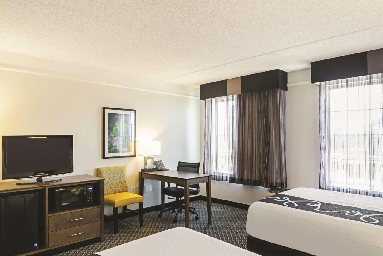 La Quinta Inn & Suites By Wyndham San Antonio Riverwalk Экстерьер фото